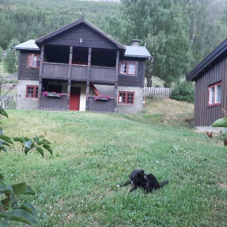 Teigen Gard Villa Lom Exterior foto
